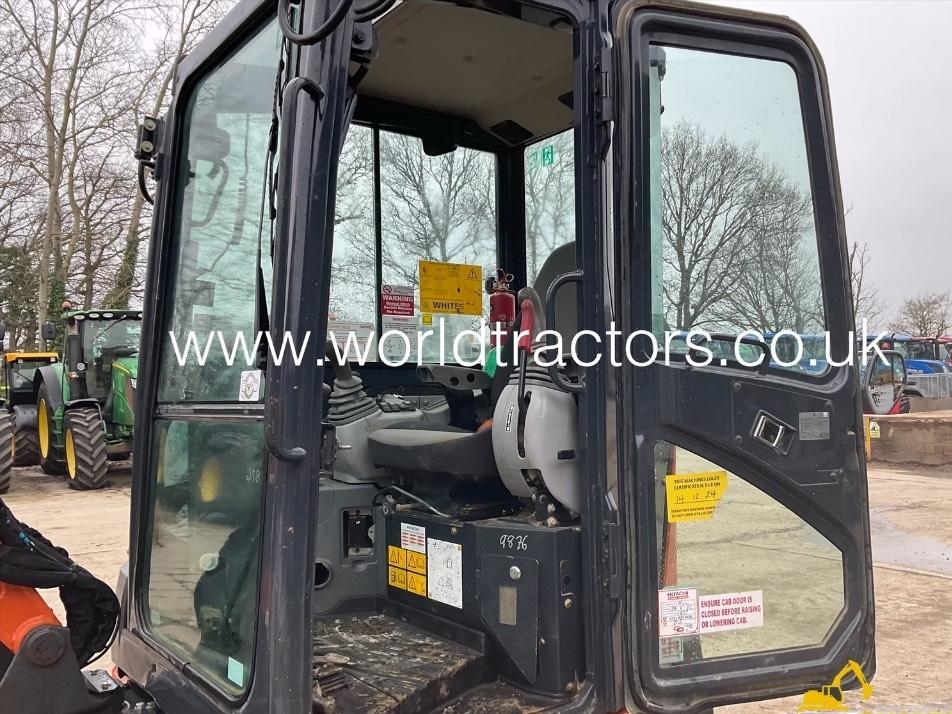 Miniexcavator - Hitachi ZX 33 U