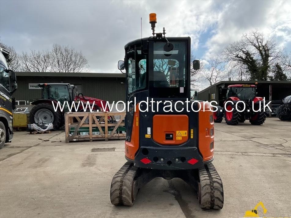 Miniexcavator - Hitachi ZX 33 U