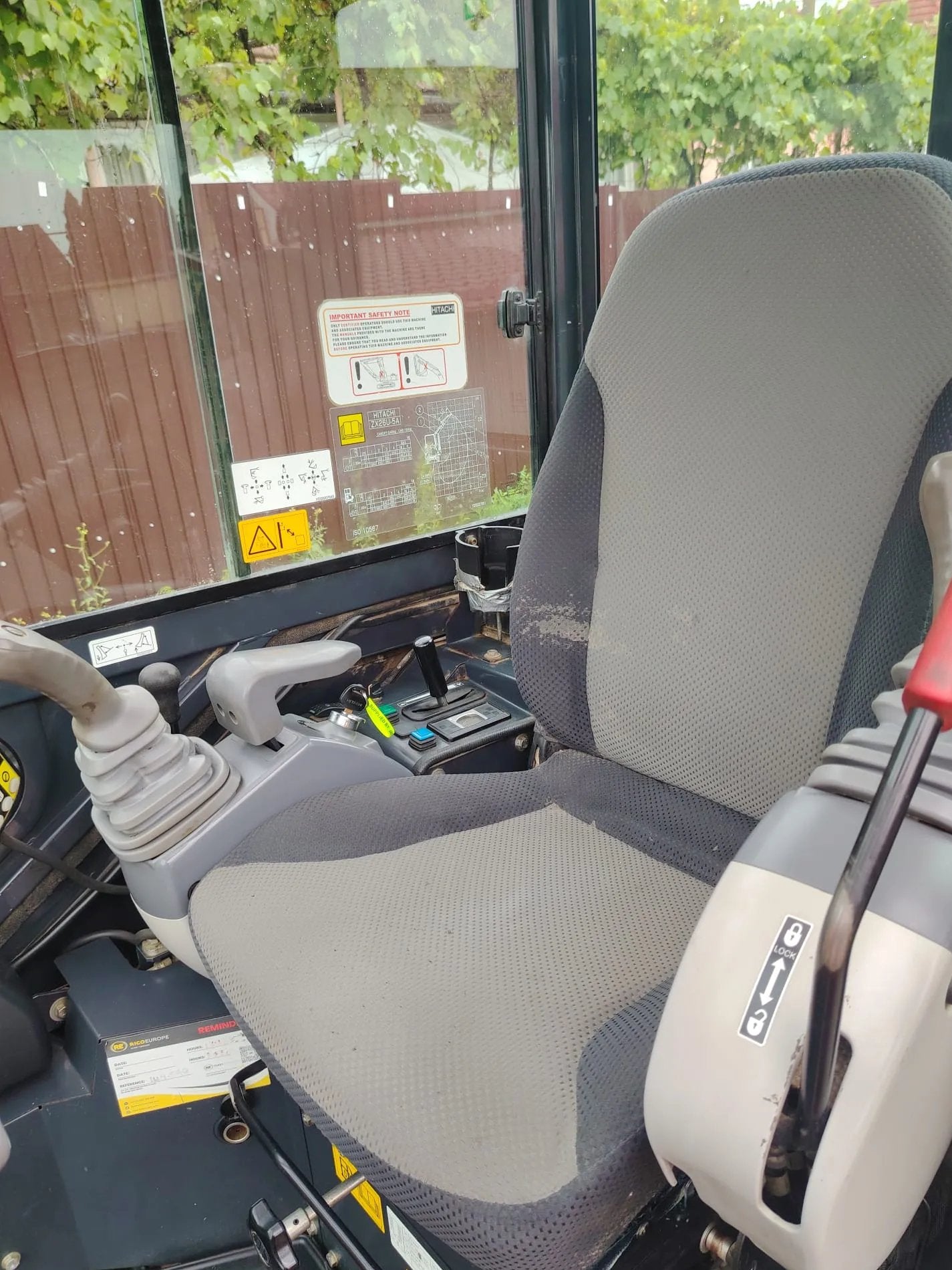 Miniexcavator- Hitachi ZX26