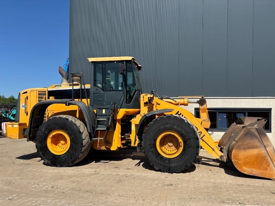 Incarcator frontal - Hyundai HL 770-9 - HL 770