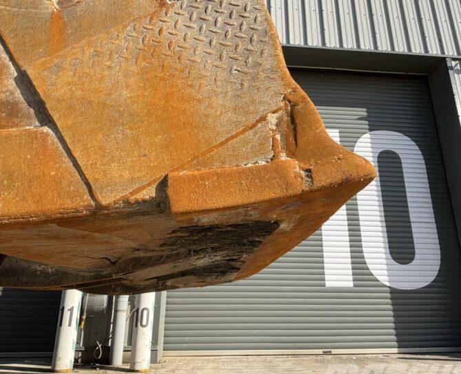 Incarcator frontal - Hyundai HL960