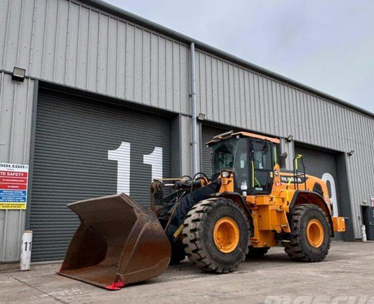 Incarcator frontal - Hyundai HL960A