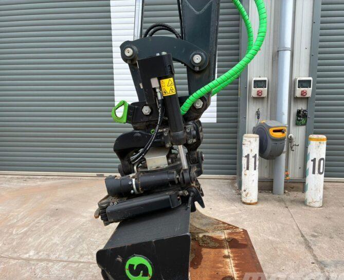 Excavator pe roti - Hyundai HW65AH Ex Demo