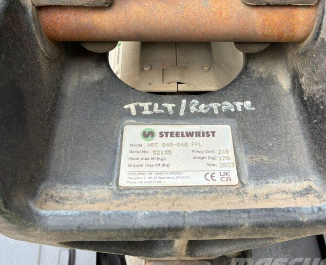 Excavator pe roti - Hyundai HW65AH Ex Demo