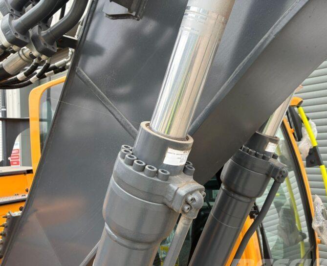 Excavator pe senile - Hyundai HX145ALCR