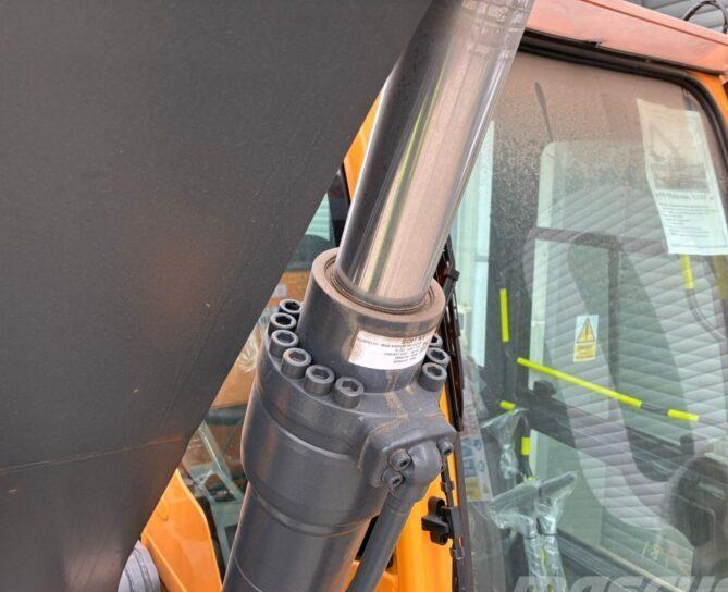 Excavator pe senile - Hyundai HX145ALCR