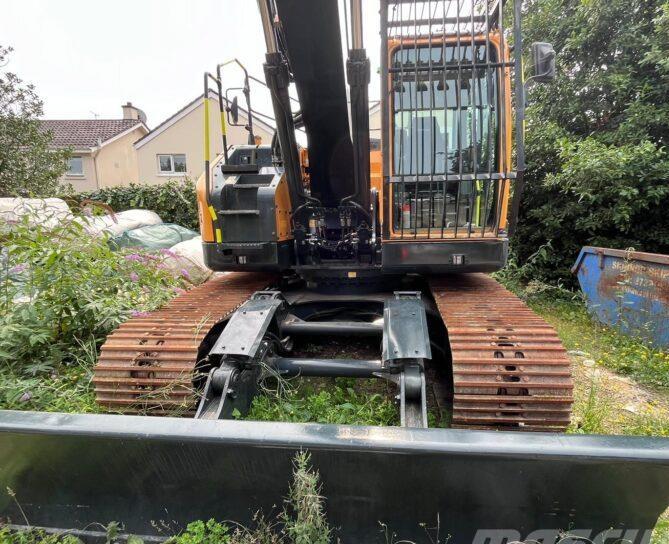 Excavator pe senile - Hyundai HX235 LCR DZ 15M High Reach