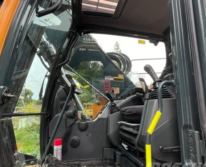 Excavator pe senile - Hyundai HX235 LCR DZ 15M High Reach