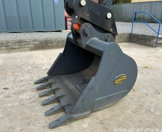 Excavator pe senile - Hyundai HX235ALCR