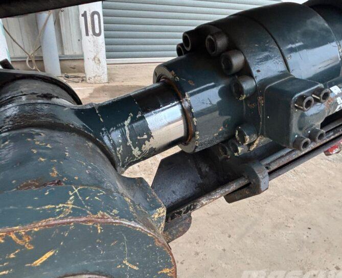 Excavator pe senile - Hyundai HX380AL