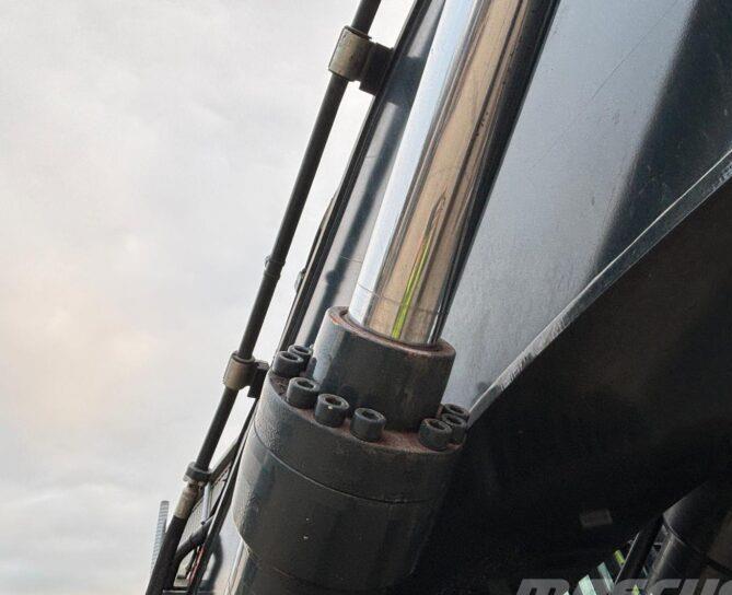 Excavator pe senile - Hyundai HX380AL