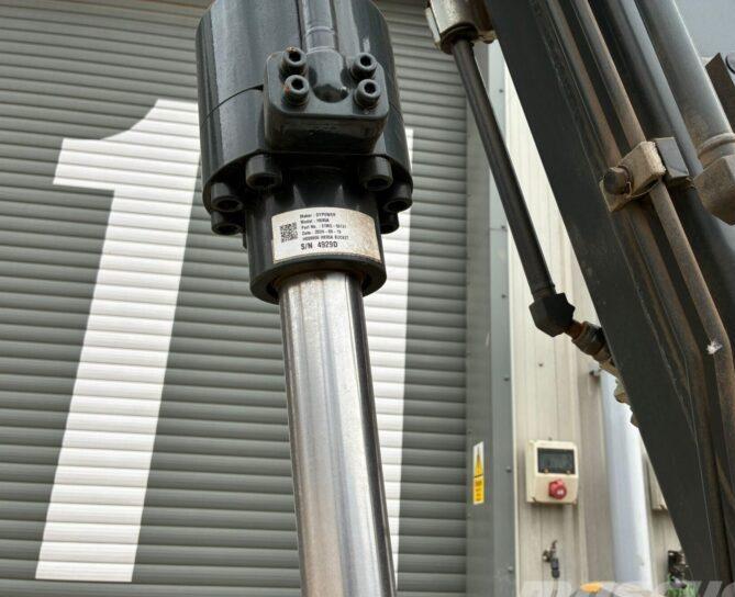 Miniexcavator - Hyundai HX85A