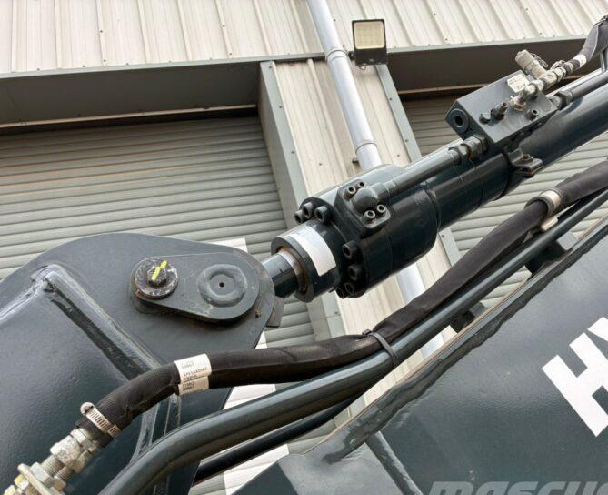 Miniexcavator - Hyundai HX85A