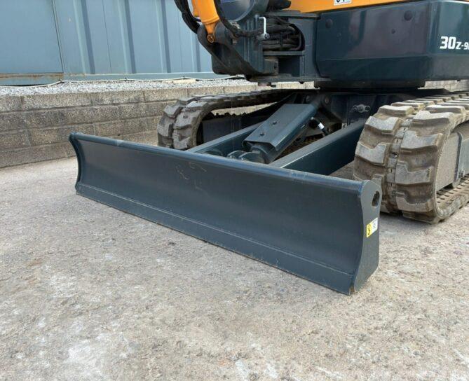 Miniexcavator - Hyundai R30Z-9AK