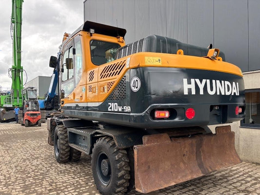 Excavator pe roti - Hyundai Robex 210 W-9 A - 210 W - 200 W - 180 W