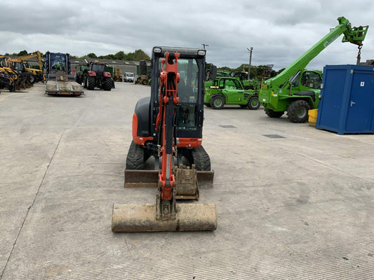 Miniexcavator KUBOTA U 27 - VASTech Machinery 
