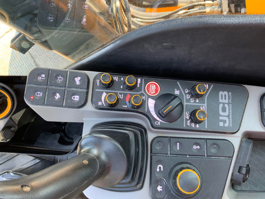 EXCAVATOR JCB 220 X - VASTech Machinery 