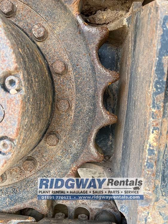 Excavator pe senile - JCB 131 X L