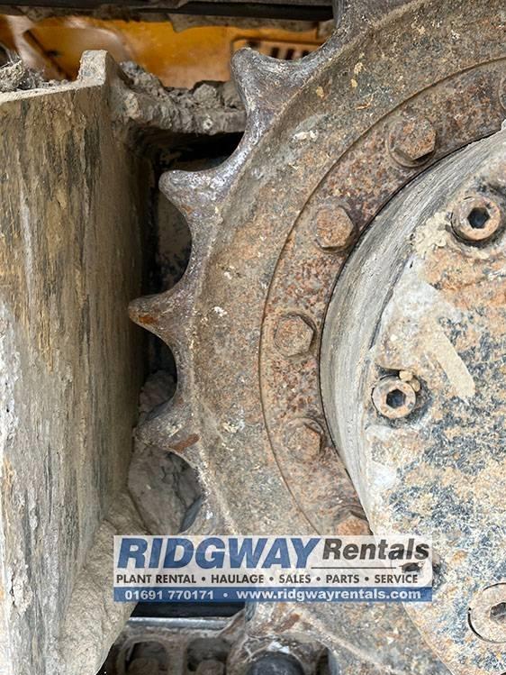 Excavator pe senile - JCB 131 X L