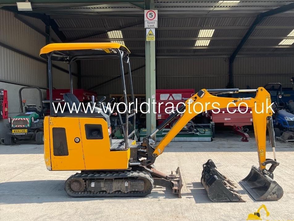 Miniexcavator - JCB 15 C-1