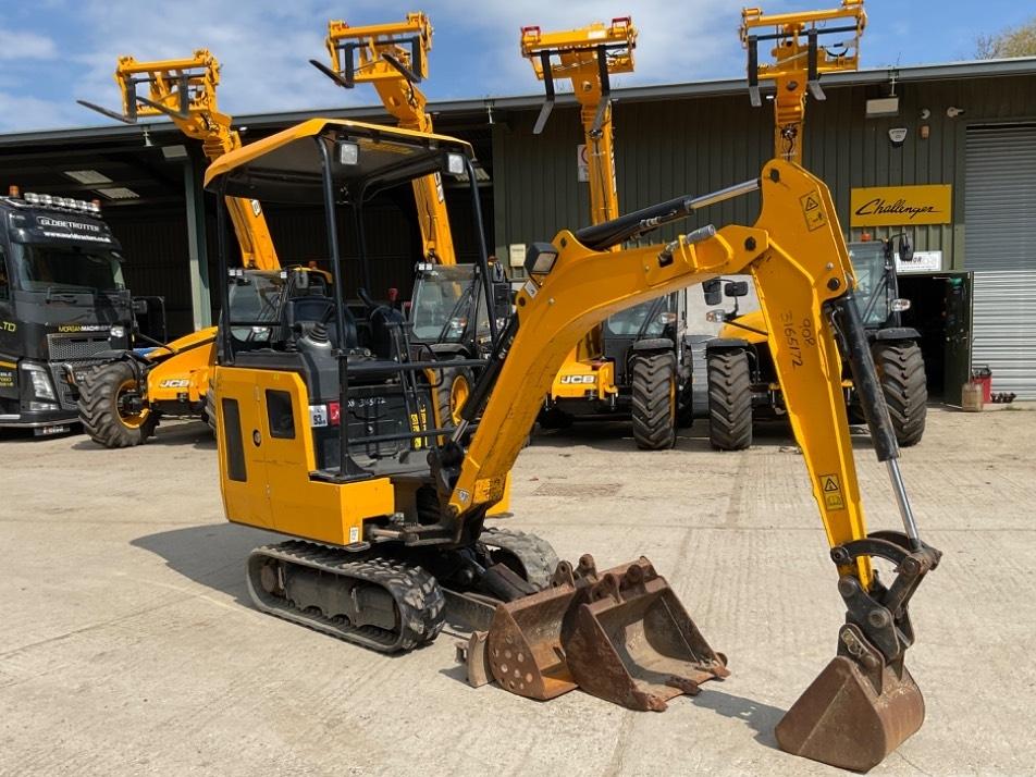 Miniexcavator - JCB 15 C-1