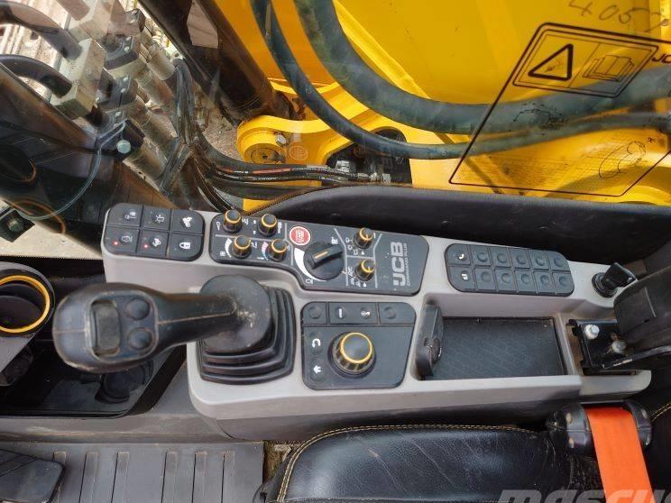 Excavator pe senile - JCB 220 XL 4F