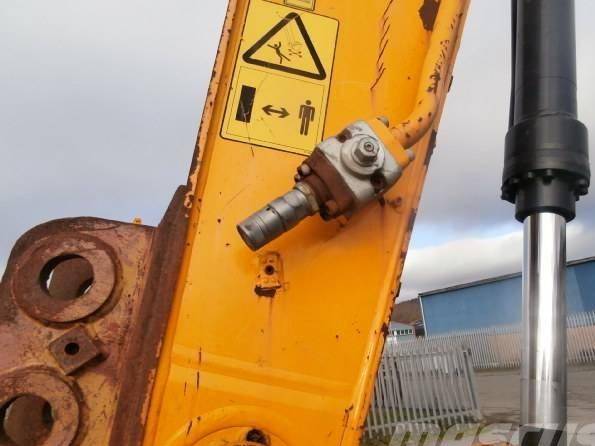 Excavator pe senile - JCB 220X LC