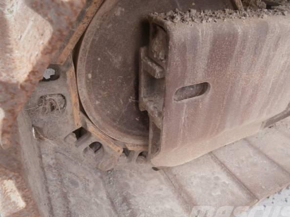 Excavator pe senile - JCB 220X LC