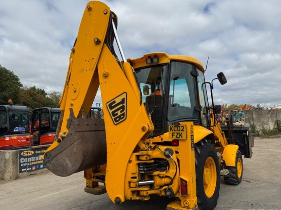 Buldoexcavator - JCB 3 CX