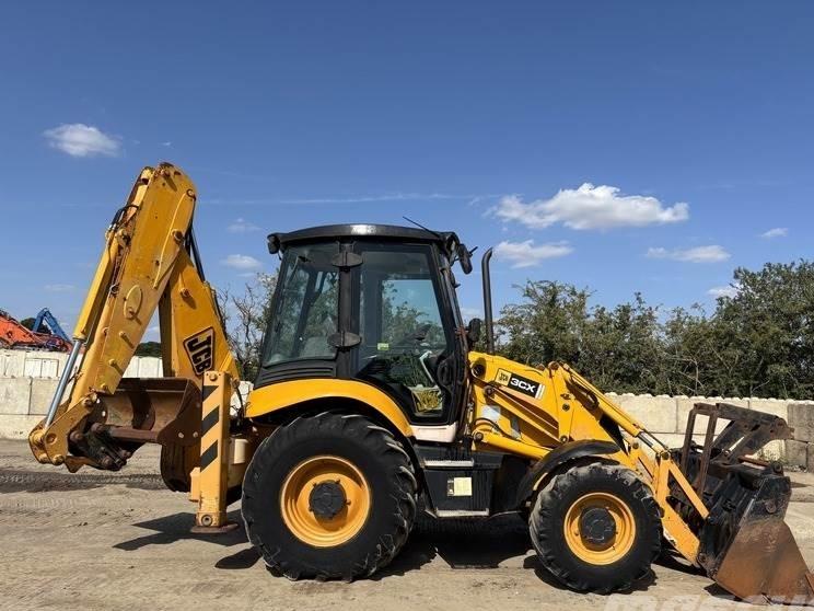 Buldoexcavator - JCB 3cx Contractor