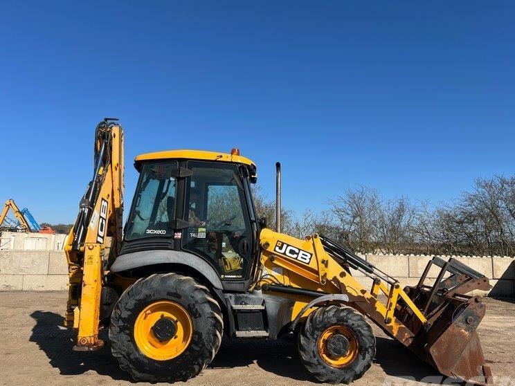 Buldoexcavator - JCB 3CX Sitemaster