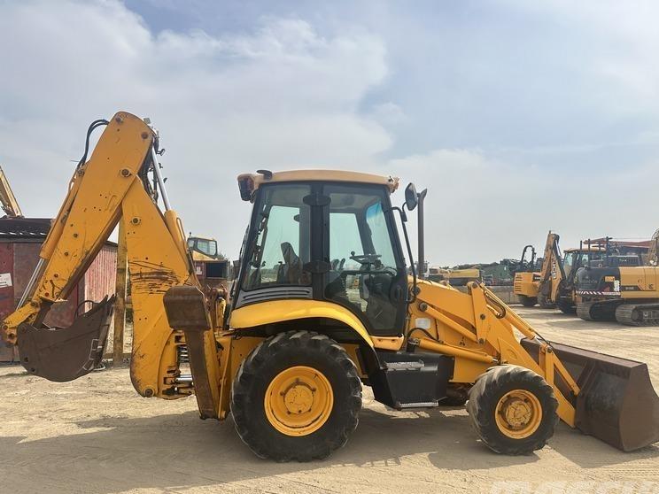 Buldoexcavator - JCB 3CX