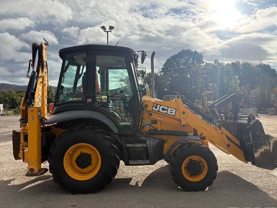 Buldoexcavator - JCB 3CX