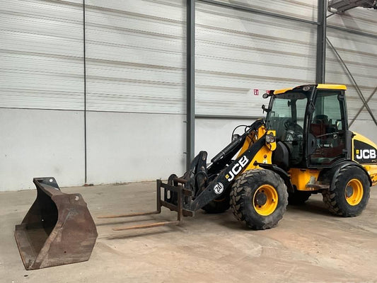 Incarcator frontal - JCB 406 B