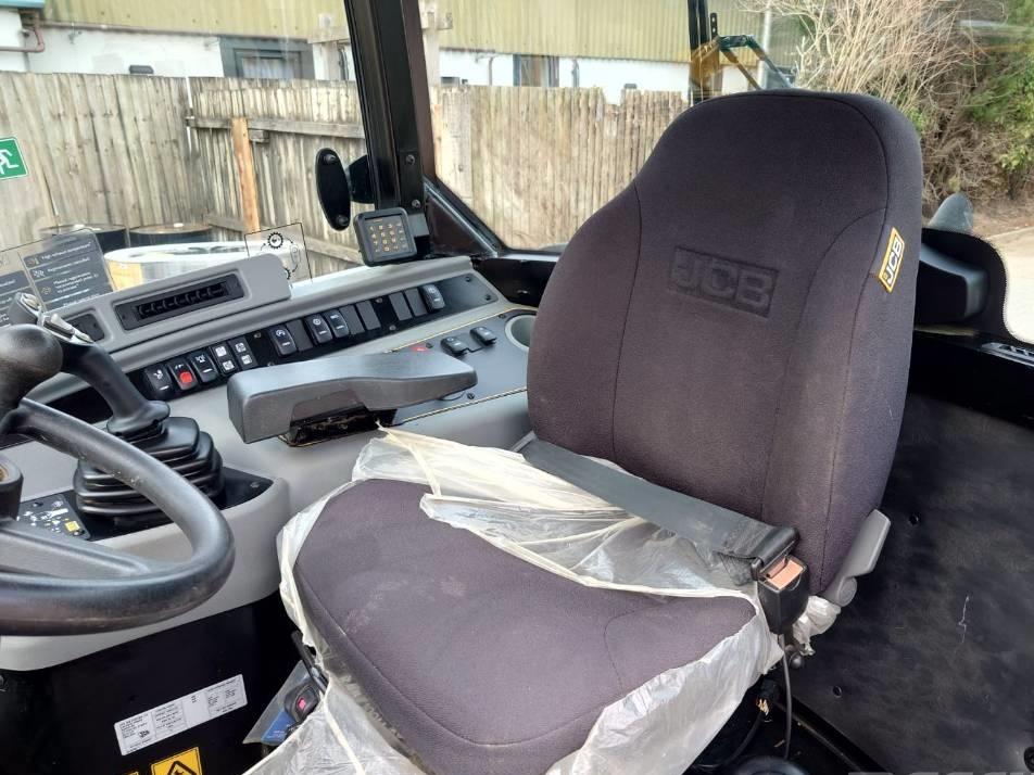 Incarcator frontal - JCB 407