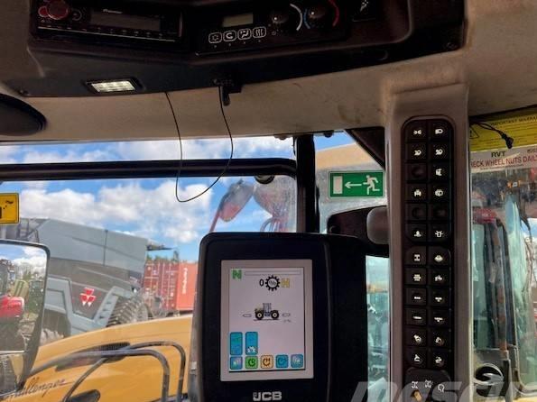 Tractor - JCB 4220 Tractor