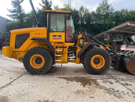 Incarcator frontal - JCB 427 HT