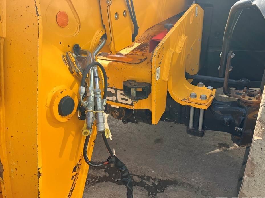 Incarcator telescopic - JCB 560-80 Wastemaster