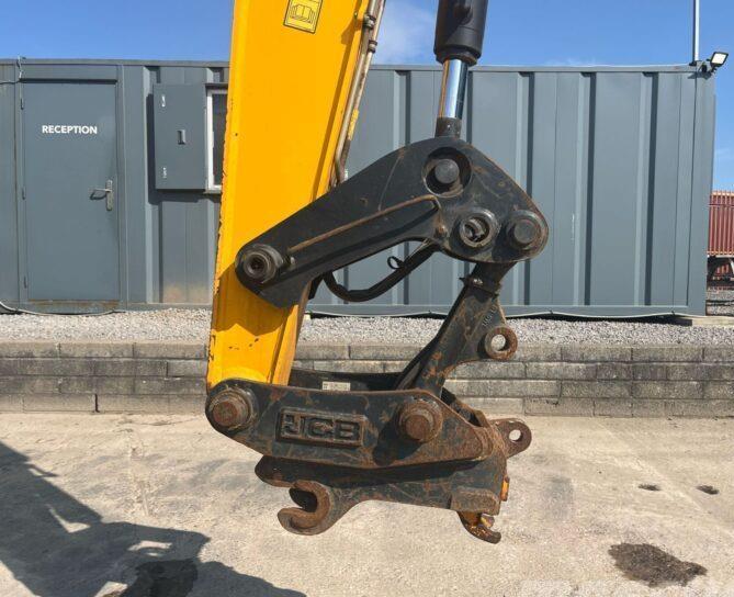 Miniexcavator - JCB 86C-2