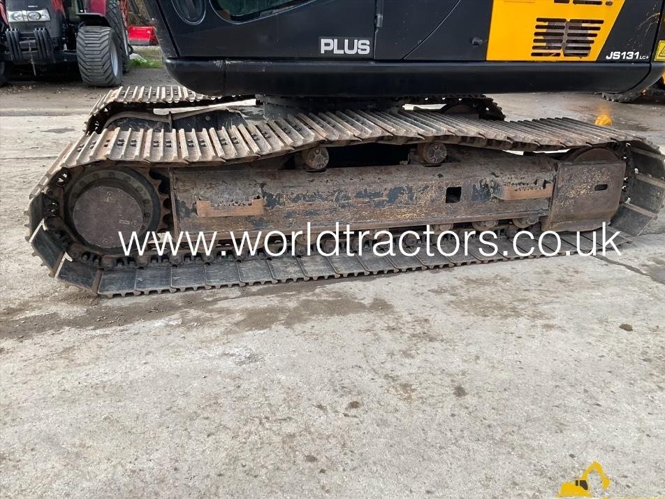 Excavator pe senile - JCB JS 131+