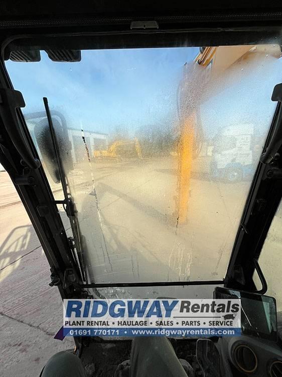 Excavator pe senile - JCB JS 131 LC