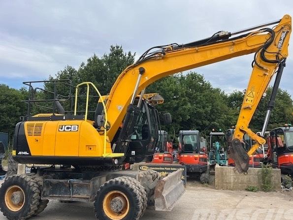 Excavator pe roti - JCB JS 145 W
