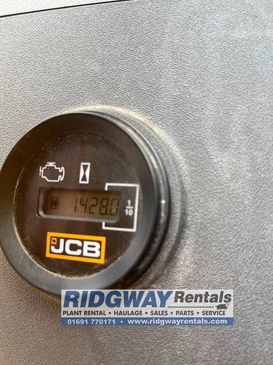 Excavator pe senile - JCB JS 220 LC