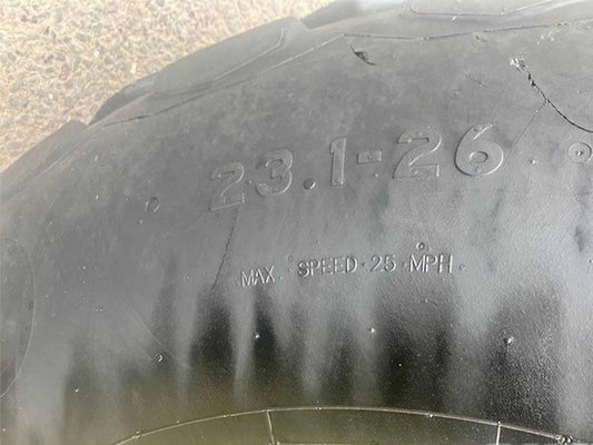 Tractor - John Deere 5085M