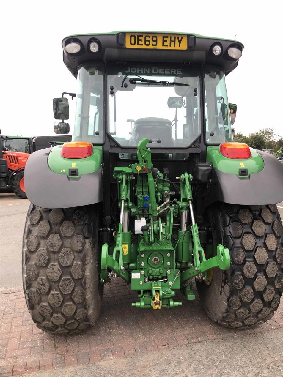 Tractor - John Deere 5100R