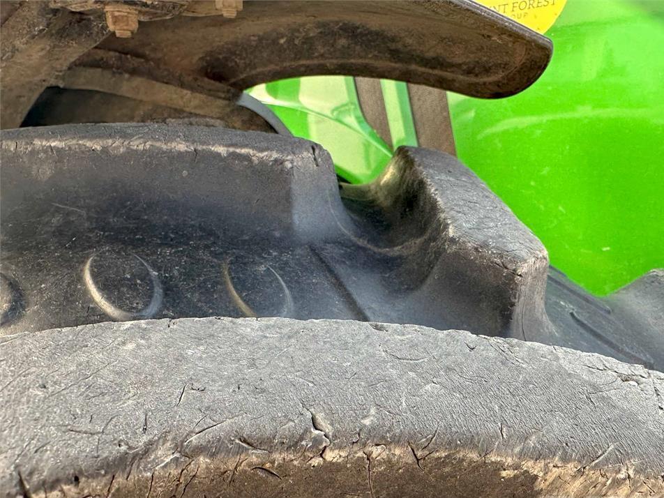 Tractor - John Deere 5125R