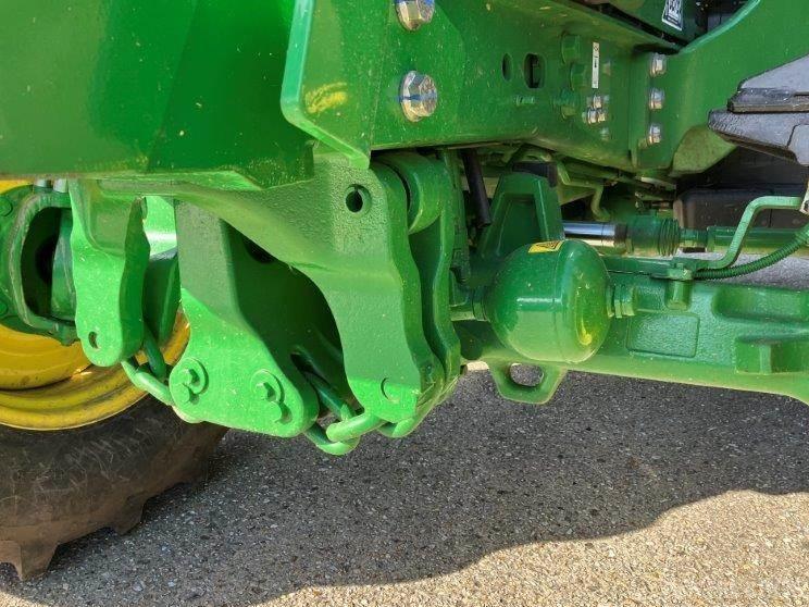 Tractor - John Deere 6110M - VASTech Machinery