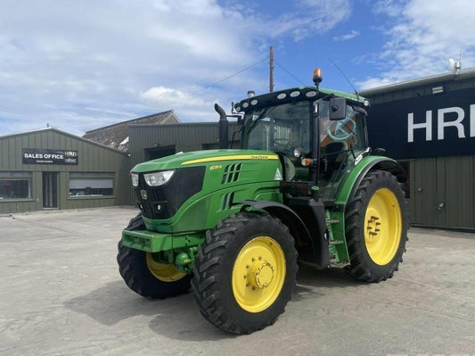 Tractor - John Deere 6135R