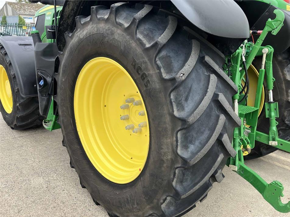 Tractor - John Deere 6155M