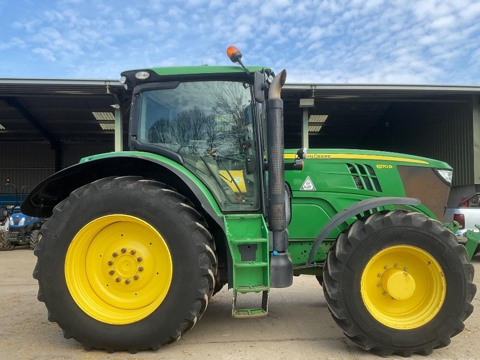 Tractor - John Deere 6170 R